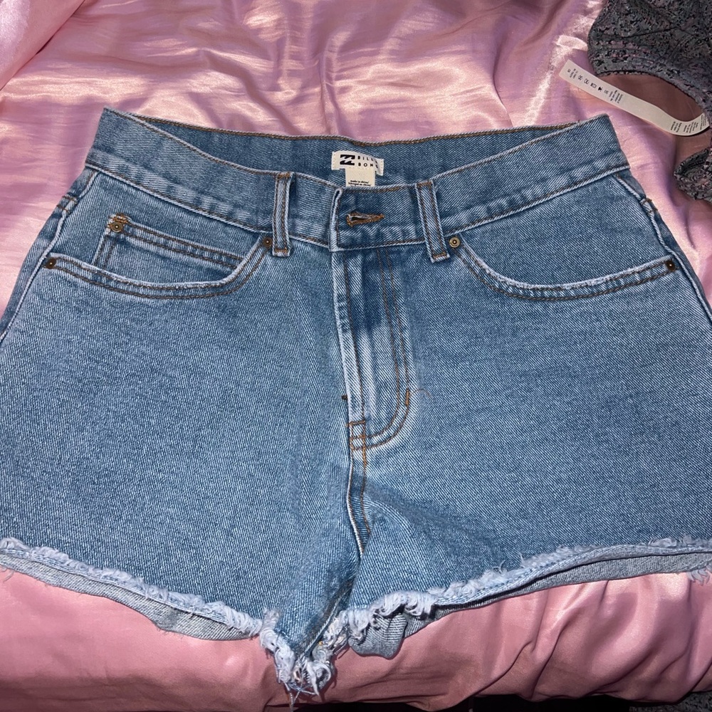 Brand new BillaBong shorts
